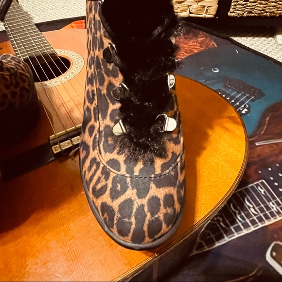 SALE!!! 🐅Fabulous Jessica Simpson Leopard Fur Top Heeled Combat Booties! - Picture 11 of 16